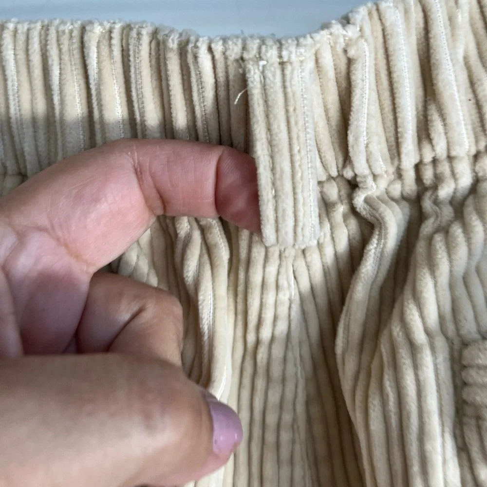 Hanna Andersson Kids Cream Corduroy Pants size 160 Spring